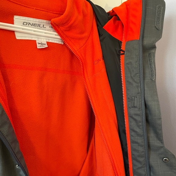 O'Neill Womens Ski Jacket with Removeable Fleece Lining Size Medium - Picture 4 of 8